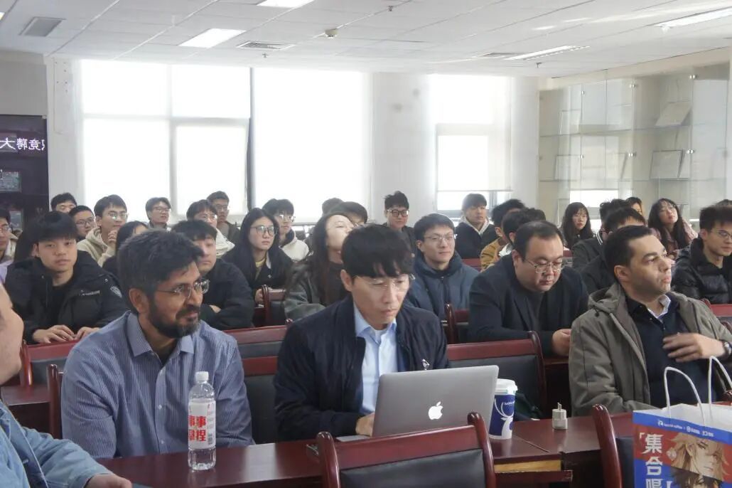 beat365中文唯一官网举办系列学术报告活动