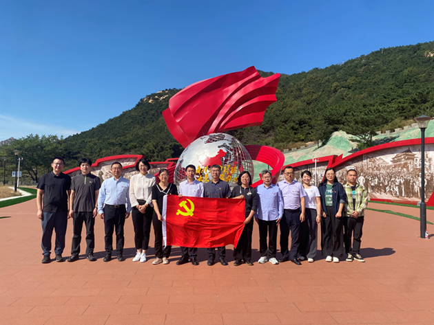 计工学院党委与东北大学计算机科学与工程学院党委赴五峰山开展联建活动